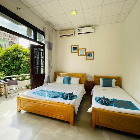 Shark Hostel Hue Exterior photo